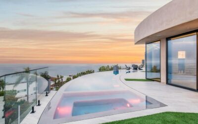 Dom Laguna Beach, California, USA – Przeszklenia typu SkyLine